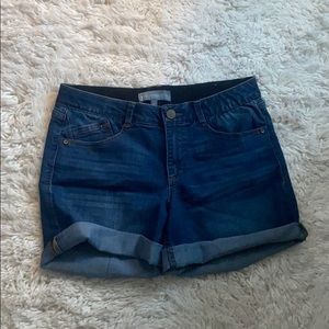 Wit and Wisdom Size 8 shorts with elastic waist